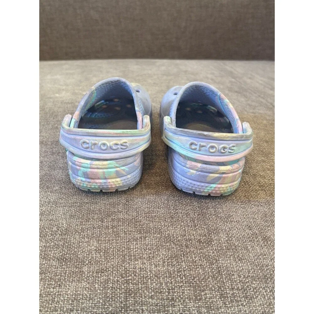 CrocsKids Classic Marbled light purple clogs size 9